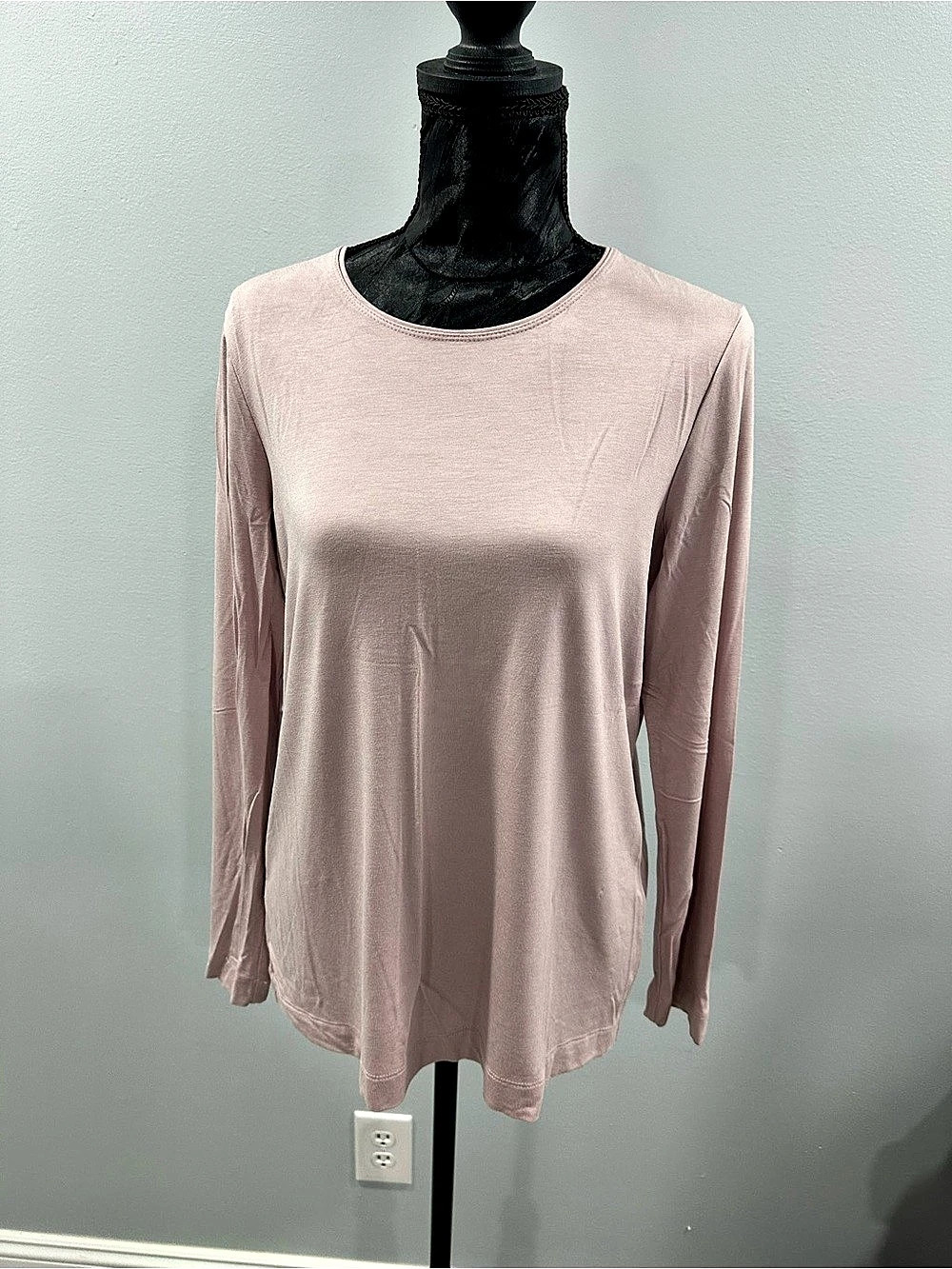 Chico's The Ultimate Tee Long Sleeve Top rose Medium